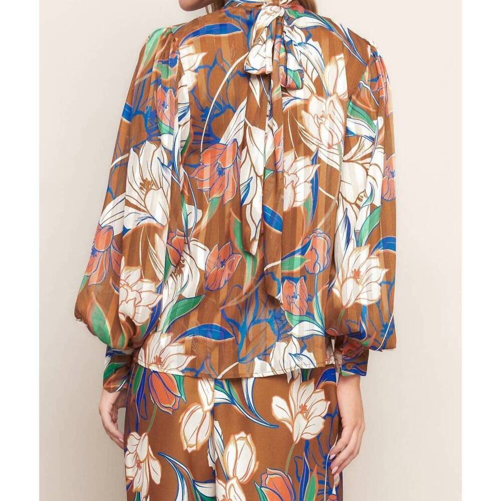 NEW FLYING TOMATO tie floral blouse in brown - Picture 4 of 4
